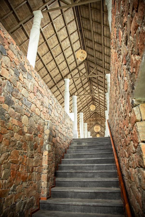 Maayaa Riverside Villa By Kpm Tripenta Attappādi Kültér fotó