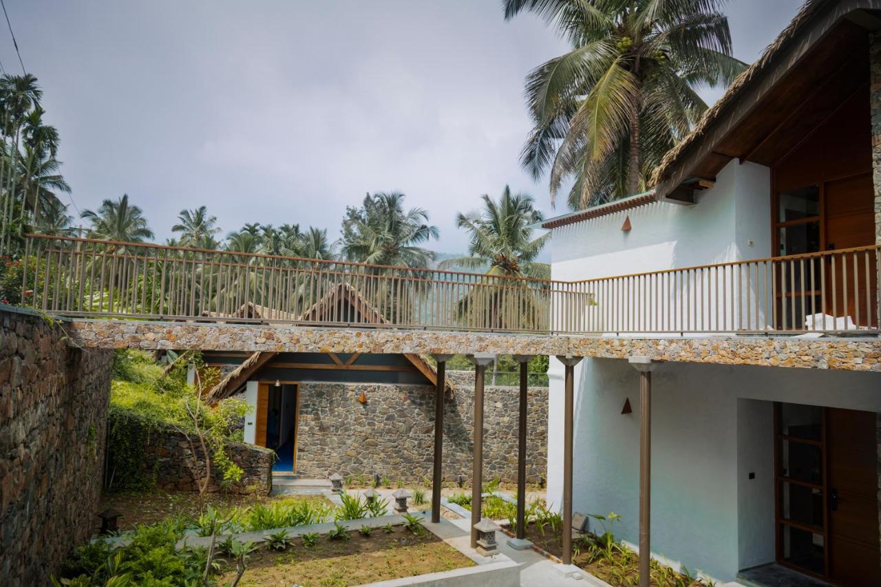 Maayaa Riverside Villa By Kpm Tripenta Attappādi Kültér fotó