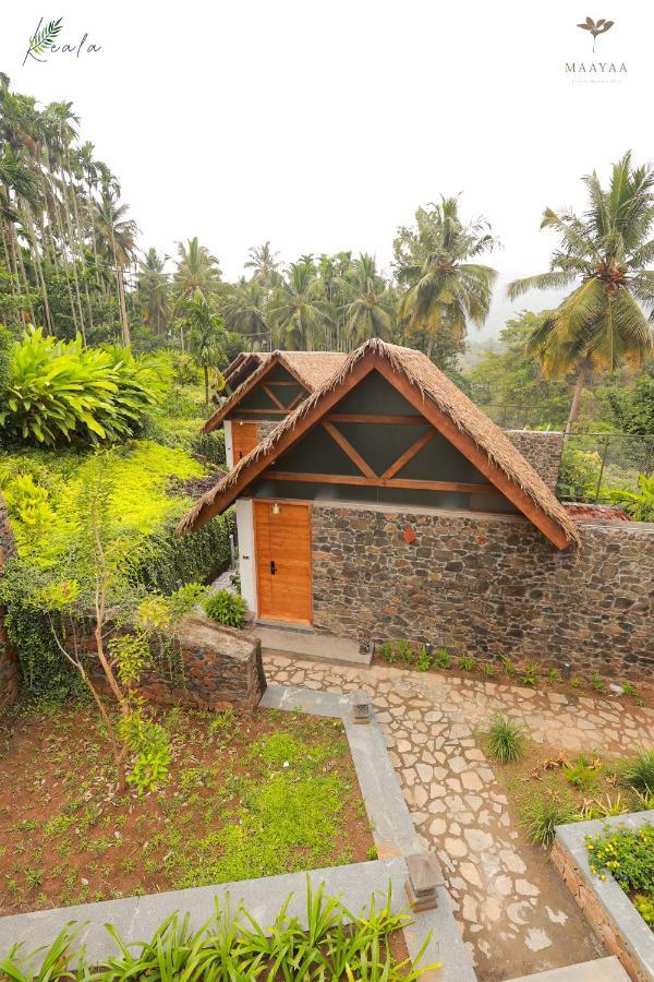 Maayaa Riverside Villa By Kpm Tripenta Attappādi Kültér fotó